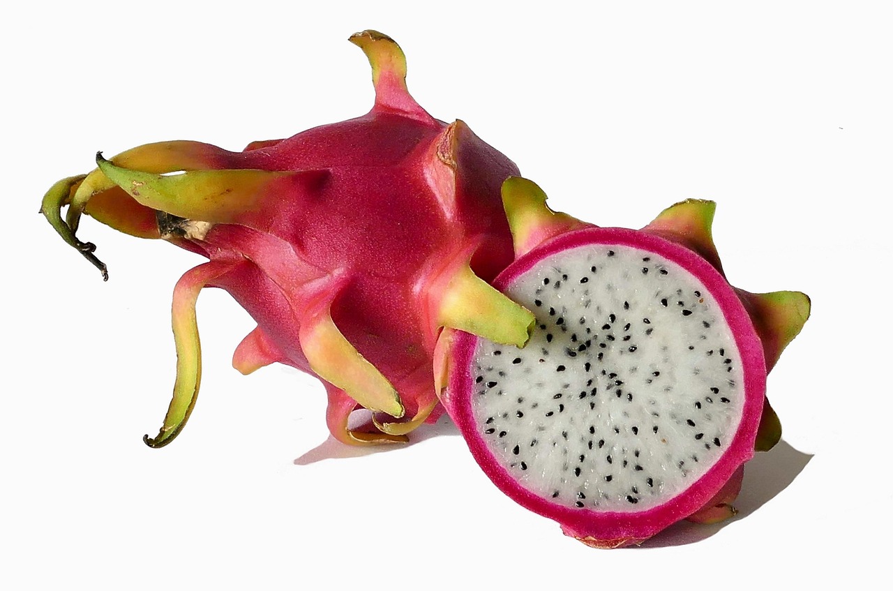 découvrez une sélection de fruits exotiques aux saveurs uniques, parfaits pour éveiller vos papilles et ajouter une touche d'originalité à vos recettes.