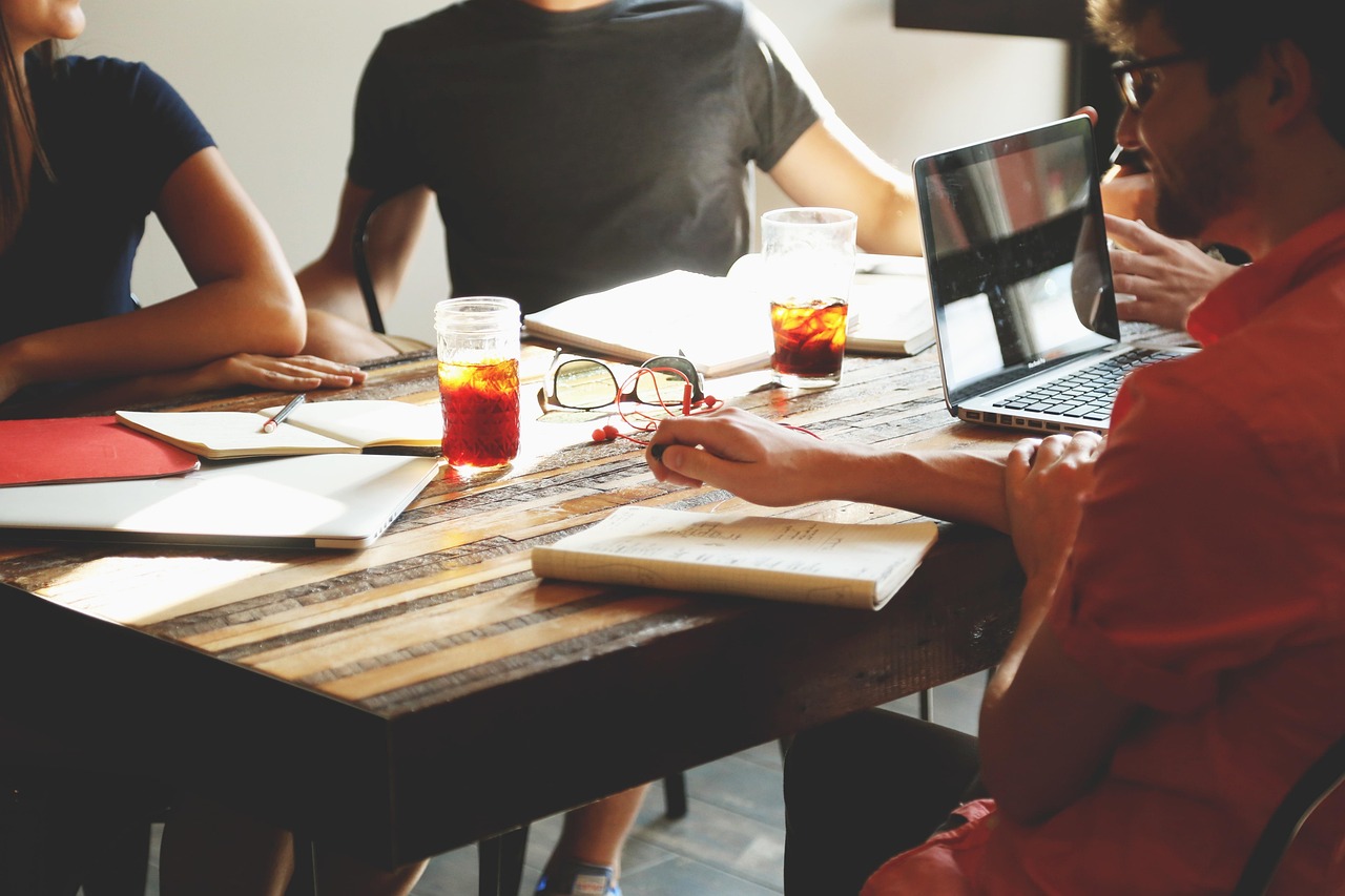 découvrez les clés du succès dans le monde des affaires. notre guide complet vous offre des conseils pratiques, des stratégies éprouvées et des expertises pour propulser votre entreprise vers de nouveaux sommets. que vous soyez entrepreneur, dirigeant ou professionnel, explorez les meilleures pratiques pour innover et réussir dans votre domaine.
